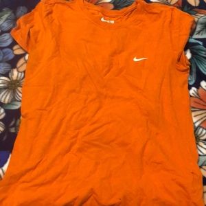 Women’s Nike T-shirt
